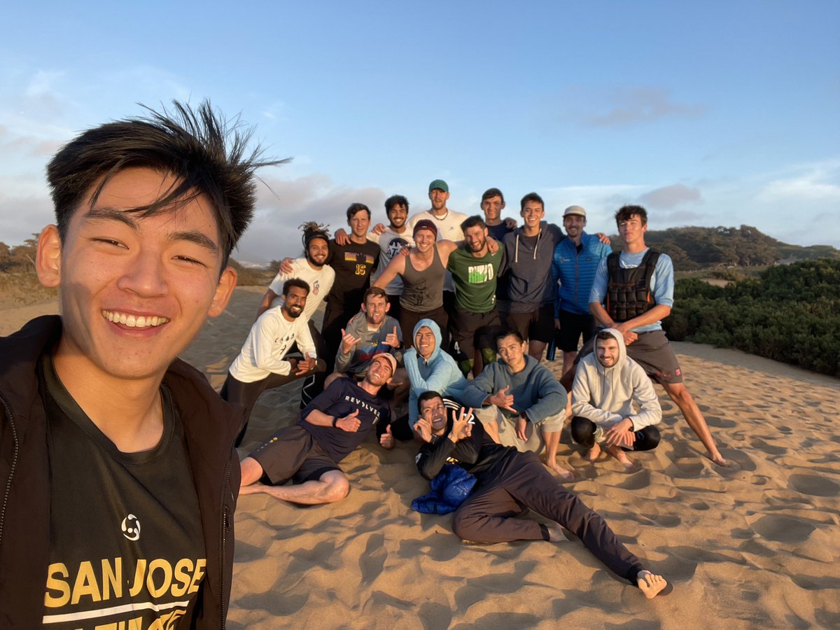 Revolver Ultimate tweet media