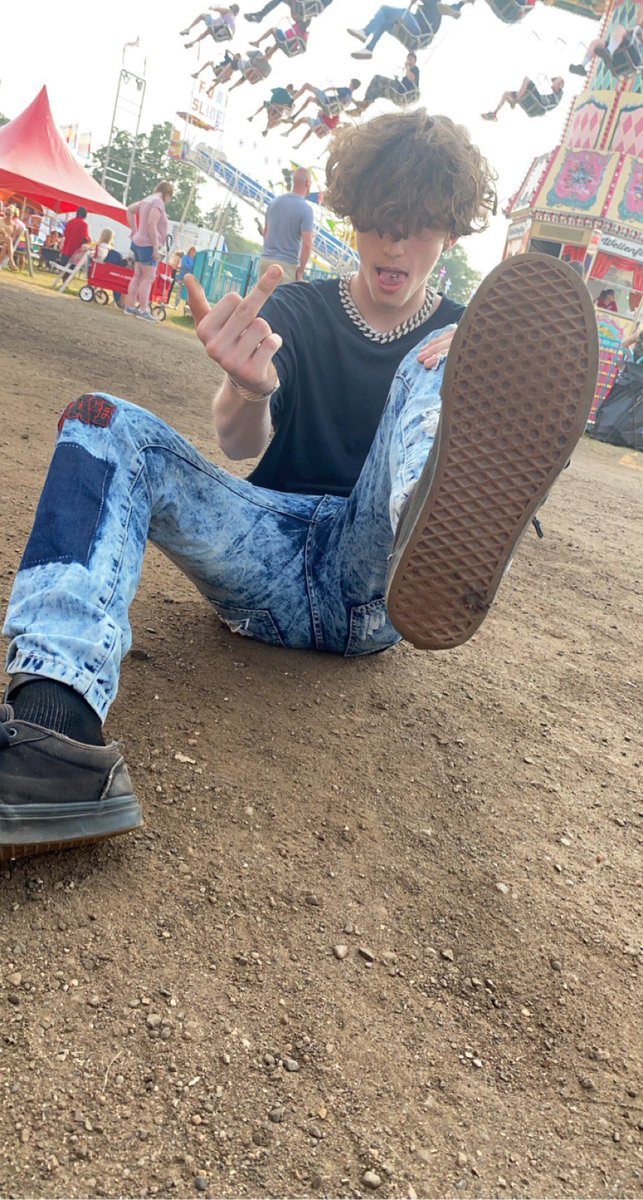 KingWilliam998's tweet photo. I know y’all would love public humiliation 😈💰🤡 https://t.co/kdAPlMs0xP