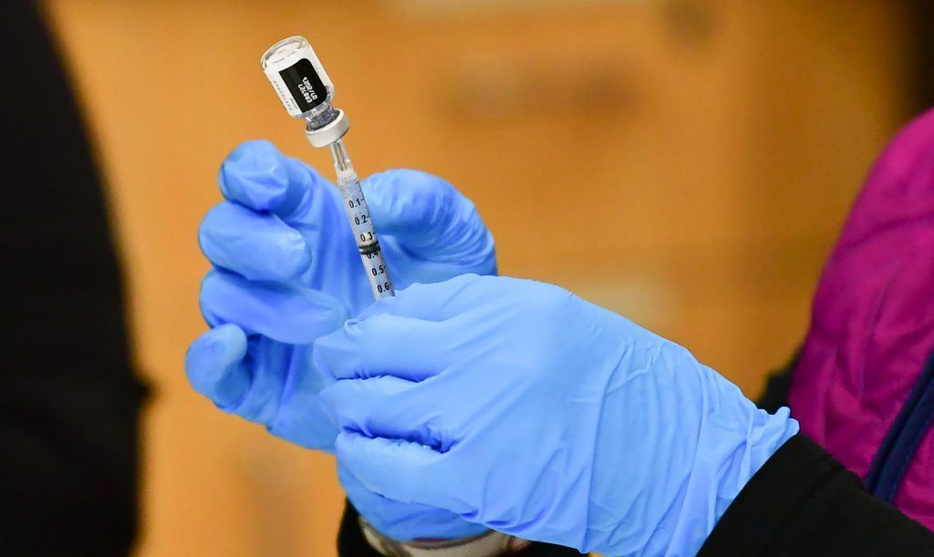 FarmacyFashion's tweet photo. Unvaccinated ‘absolutely bearing the brunt’ of COVID-19 https://t.co/LQcGPck3Y3 #Indiana https://t.co/FRq15n77h9 https://t.co/Ae8eNuEOCe https://t.co/dq7KEXKq4q