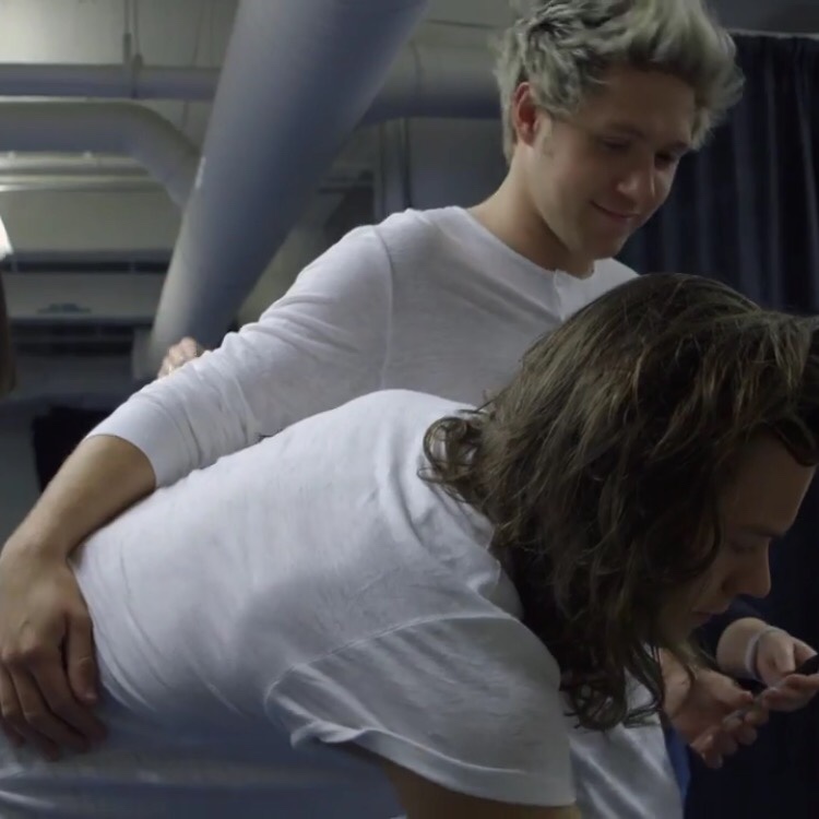 This Day in 1D History tweet media