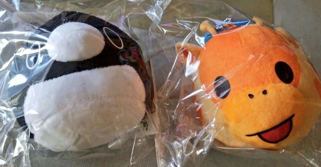 ナオタカ キリンさんとペンギンさんの生首 ぬいぐるみキーホルダー 来た ゚ ゚ ナオタカ キリンさんとペンギンさんの生首 ぬいぐるみキーホルダー 来た ゚ ゚
