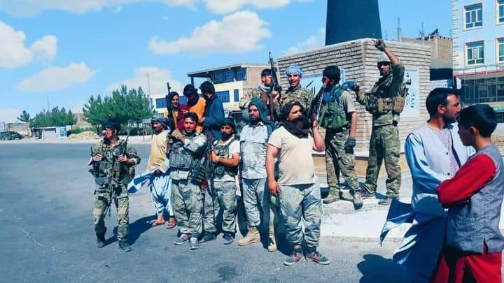 pasbanan_news's tweet photo. #ANDSF Captured Karokh district of Herat back from the Taliban. Afghan security and defense forces say that this district was recaptured during the operation of #ANDSF and #Popularuprising forces. meanwhile, the local residence confirms this issue. https://t.co/heApyXmRxL