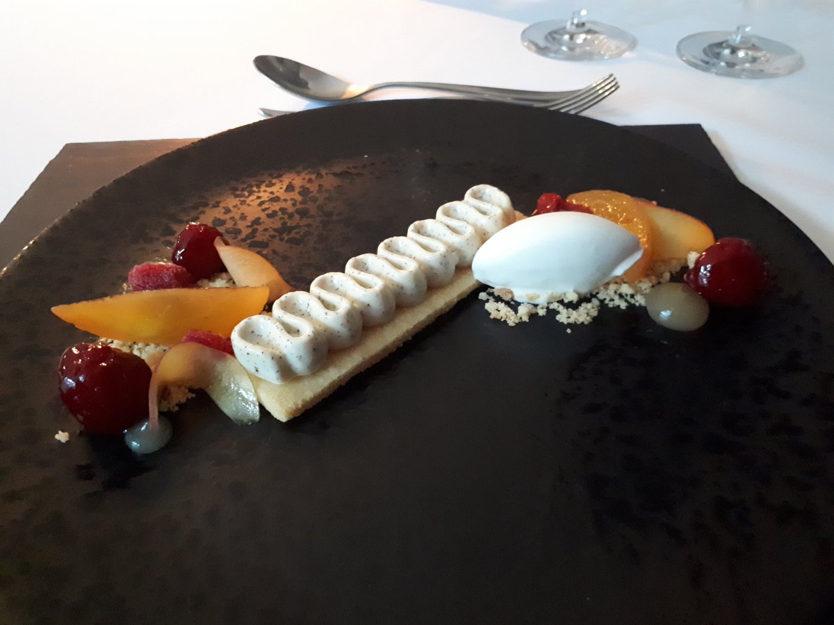 The MICHELIN Guide tweet media