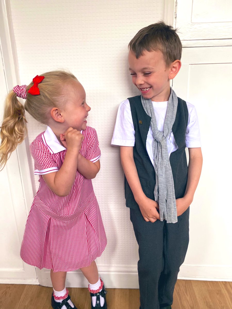 85Hev's tweet photo. Schools out!!
What a year! Massive thank you to all the teachers &amp; staff at @HMC_School for supporting us do what was best for us &amp; making school a fun, safe &amp; nurturing place to be. The proof is in the smiles!
Looking forward to making memories &amp; more family fun over the summer. https://t.co/XZjZAT6ybX