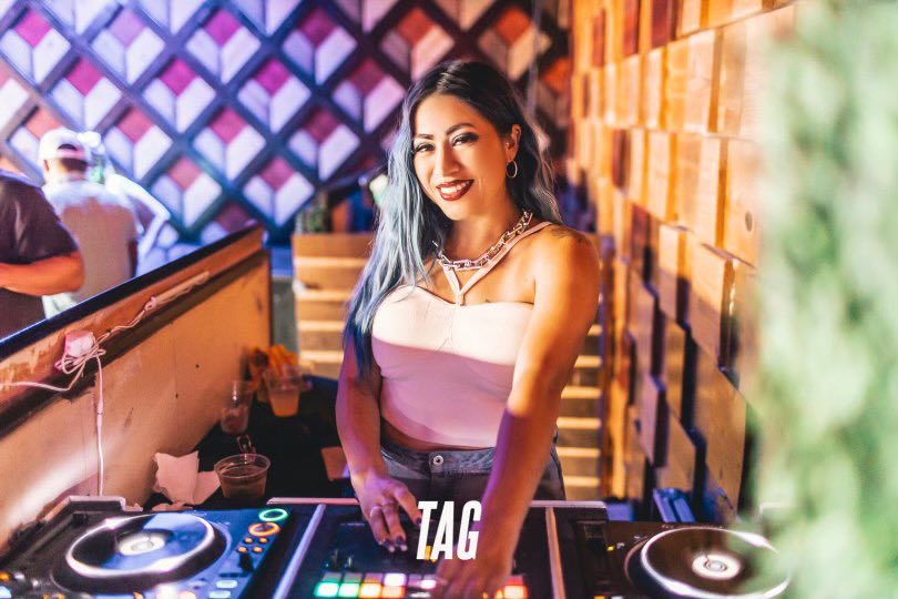 IAMCCLOVE's tweet photo. Colombian Festival weekend 🥳

Fri - @lamodahollywood x @ballethollywood 🐰
Sat - @lollipopbrunchparty x @station1640 🍭 
Sun - @festivalcolombianola 🇨🇴
Sun - @frikitonasundays 🚀 https://t.co/D0conQqKUB