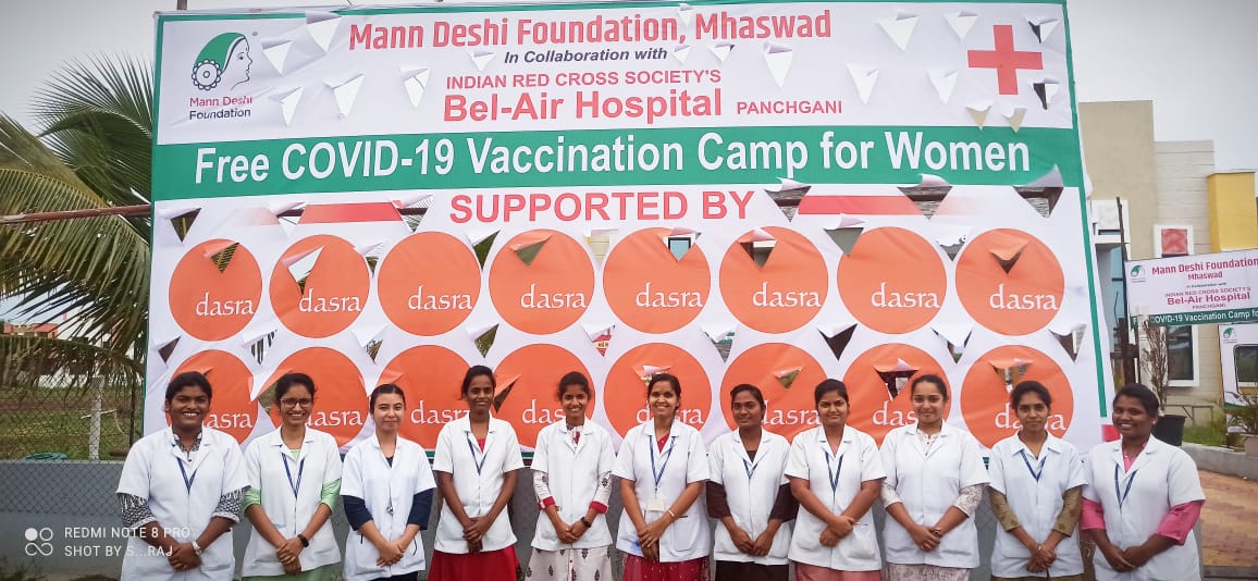 MannDeshiOrg's tweet photo. 8000+ rural women of Mann taluka have been vaccinated at #MannDeshi's #COVID19 Vaccination Drive organised in collaboration with #BelAirHospital & the support from @dasra.
Our goal is to reach 12000 women.
With each vaccine, we'll fight back together!💪
@chetnavsinha #Maharashtra https://t.co/RSpOx0qxvl