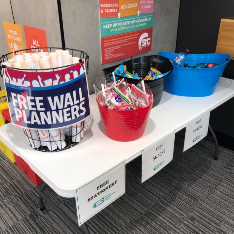GCollegeAUS's tweet photo. To those on the Mount Gravatt campus, there is an amazing corner set up it’s located right near the library entrance today! This is all thanks to the student representative council, big shout out to them 📣 https://t.co/KHvOF7FNBc