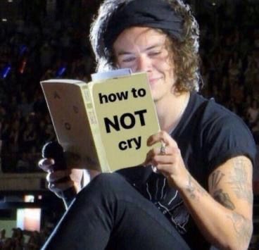 HeeyImY's tweet photo. The official book for directioners

#11YearsOfOneDirection https://t.co/NMtBA2Srm3