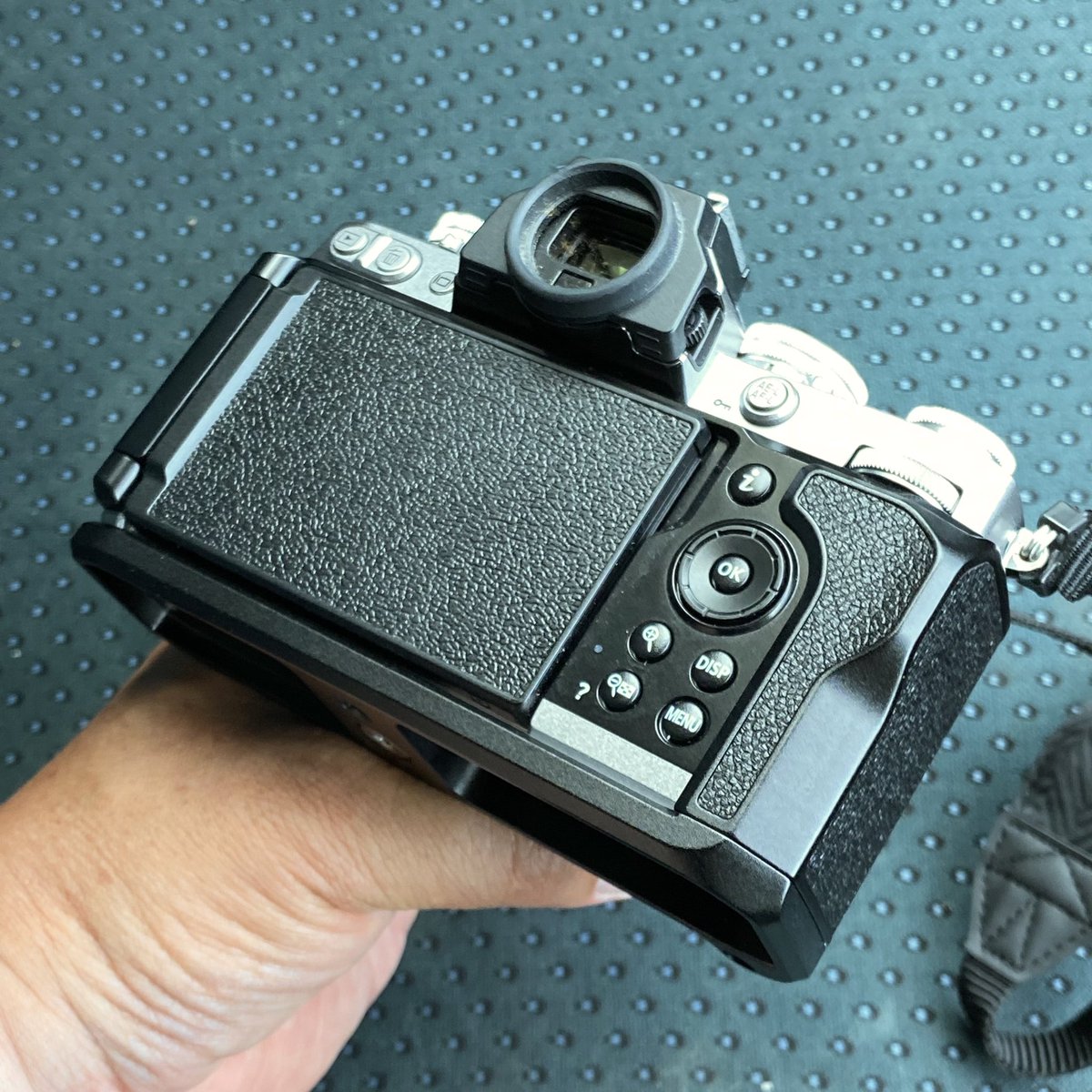 カメラNikon Zfc用 エクステンショングリップ Z fc-GR1 - デジタルカメラ