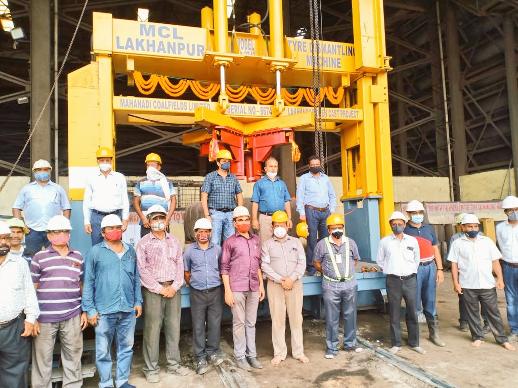 LakhanpurArea's tweet image. Tyre Dismantling Machine inaugurated  @LakhanpurArea OCP by GM LKPA #Automation for increasing efficiency &amp;amp; safety #ModernTechnology for completing work in 30 Minutes with couple of Manpower #Manually need 8 hours engaging 6 manpower for dismantling one tyre #SaveTimeandManpower