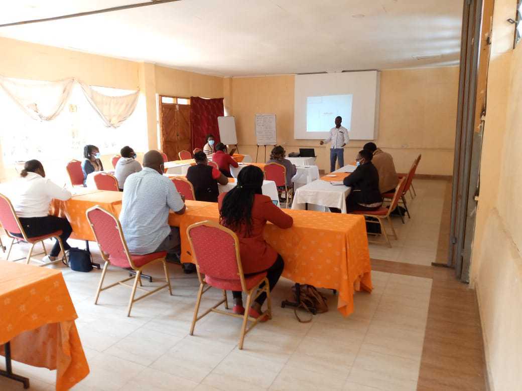 jacarandakenya's tweet photo. This week we have onboarded 13 more health facilities adding to a total of 30 facilities in Nakuru county. Nakuru enrolls 6000+ mothers to empower them to seek care at the right time and place &amp; reduce  #maternal and #neonatal death using our sms platform PROMPTS #digitalhealth https://t.co/rb42BI8YTU