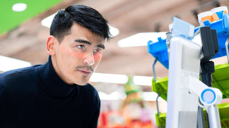 HFrinder's tweet image. "Eine Online-Umfrage von YouGov Deutschland im Auftrag von BearingPoint ergab kürzlich, dass für 45 Prozent der Deutschen die Anonymität der große Vorteil von Bargeld ist. Fast zwei Drittel der Befragten können sich daher selbst in zehn Jahren keine Abkehr vom Bargeld vorstellen"