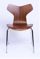 DCL_factory's tweet image. It’s dining chair without upholstery, but plywood seat with wood veneer. Truly that wood veneer makes the seat looking more three-dimensional. And surely we have more different wood color to choose. Loading quantity is quite good with more than 1500pcs/40HQ in 4pcs/ctn.
