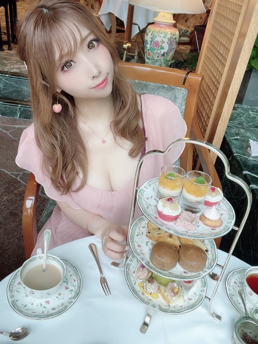 Twitterのコスプレ画像17