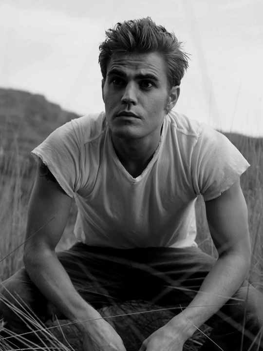 Happy birthday to this lovely Paul Wesley  