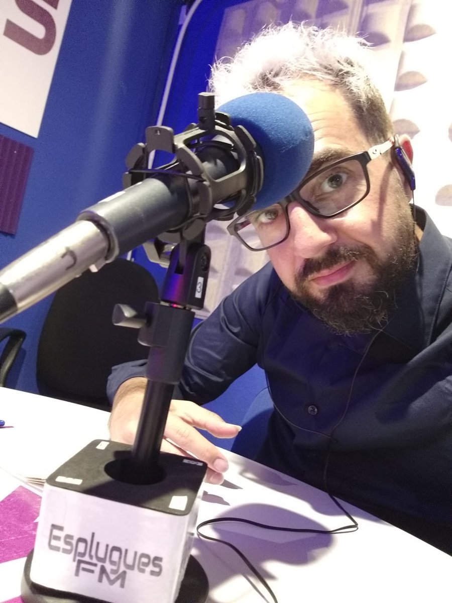 EspluguesFM's tweet photo. 📢Nueva entrega de #HumorEnVena este fin de semana con @EDUMUTANTE y @NanoRadice
➡️Viernes, sábado y domingo a las 22h
📻99.7 FM #EspluguesFM
📲#TuneIn https://t.co/M2ChGhMptx
💻https://t.co/s0z20RjWKC
#noticiascuriosas #música #consultoriosentimental #horóscopo #risas #humor https://t.co/3cvjkFxJYS