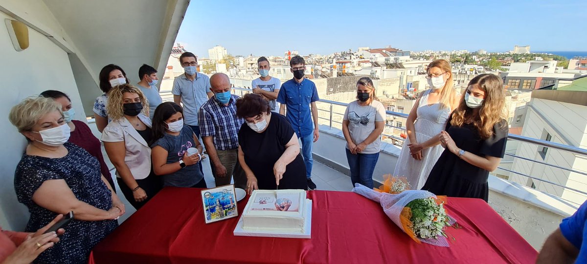 Antalya İl Nüfus ve Vatandaşlık Müdürlüğü Ailesi güzel bir günde bir araya geldi.
<a href="/sefikaygol/">Şefik AYGÖL</a> 
<a href="/TCNufus/">Nüfus ve Vatandaşlık İşleri Genel Müdürlüğü</a>
 <a href="/ersinyazici1/">Ersin YAZICI</a> 
<a href="/AyeSerapGney1/">Ayşe Serap Güney</a> 
#HayatınızınHerAnında 
#iyikinüfusçuyuz