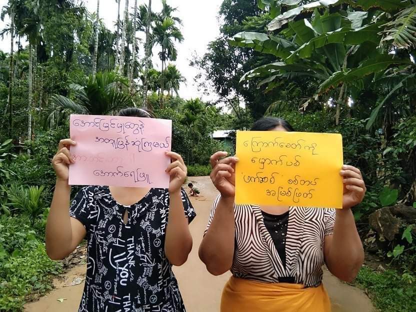 PanThitsar15's tweet photo. An anti-terrorism movement was held in #Ashae_TawNal, Dawei on the evening of July 11.

WE NEED HELP FOR COVID-19

#MyanmarNeedsO2
#July11Coup
#WhatsHappeningInMyanmar https://t.co/bUnw1BAsuD
