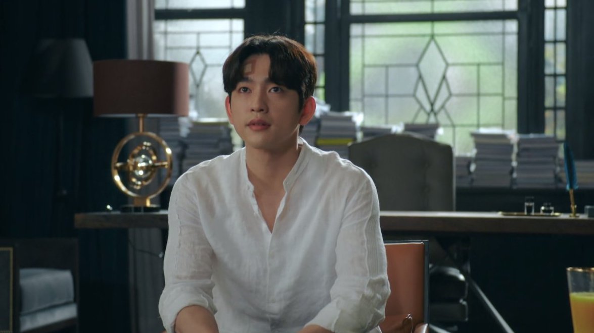 iconickdramas's tweet photo. Why is Jinyoung so fine 😩 #TheDevilJudge https://t.co/lzSKl87qJ2