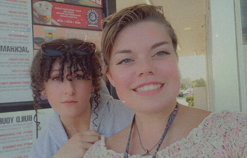 Brenna H tweet media