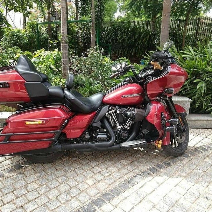 tweetKishorec's tweet photo. #weekendvibes #ridersofIndia here seen high end bikes 🏍🏍🏍 at ITC welcome hotel, Coimbatore. Pc - erine louis https://t.co/3d7i4U4yce