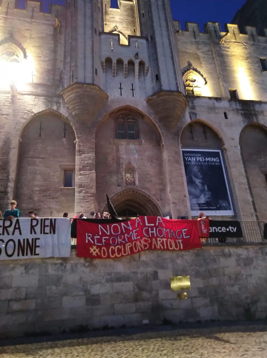 cgt_spectacle's tweet photo. Avignon 2021. NON à la réforme d’assurance chômage
#occuponspartout https://t.co/0HaEi352HG