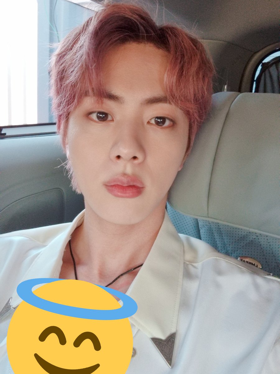 JinAsCake's tweet photo. If you see this tweet, reply with KIM SEOKJIN 😊 https://t.co/B4hsyekT3c