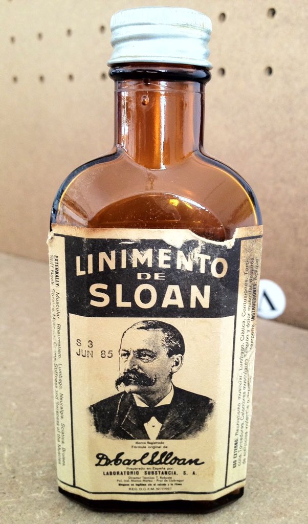 amolinsalbanell's tweet photo. #oldpharmacy,  
Linimento Sloan : aplicació tòpica , de nou per a cops, esguinços … components similars a llàpis Termosan i s’hi afegeix Bàlsam Opodeldoch https://t.co/qGrBJRRfGo