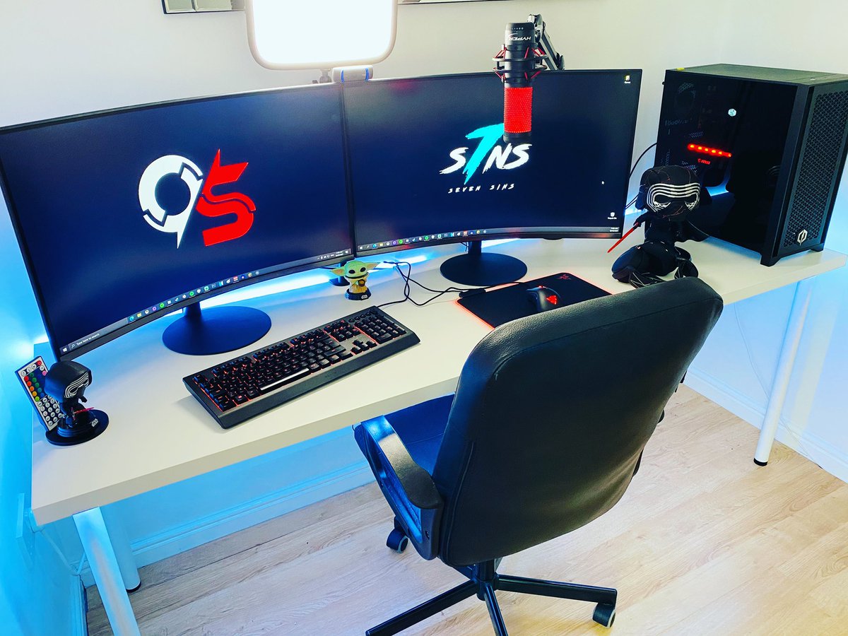 Don’t think I’ve ever posted a photo of my set up on here 🤔 #twitchstreamer