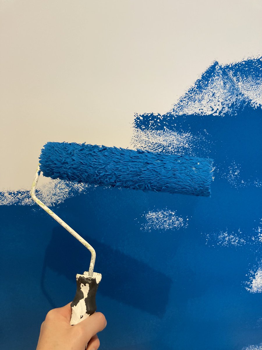 HarpistAlex's tweet photo. Thank you @ThatTimeWhen4 for getting me through painting and DIY 😅 #diy #PodcastRecommendations #comedy #history https://t.co/ovPmXUhp0Q
