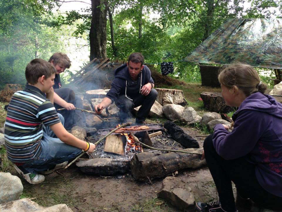 BEESUK_'s tweet photo. Local Community
Drawing upon the elements of the other areas under the BEES UK umbrella, Kula Culture CIC inspires people to put down roots in the natural environment and in the local community.
https://t.co/VHLJjzgJfl
#outdooreducation #localcommunity #growingfreshproduce https://t.co/79BoeekWh3