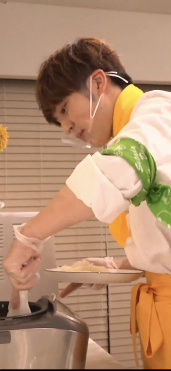 __kk3111's tweet photo. 志村さんのご飯特特特盛にした仁人さん「玲於に元気になってもらいたいんで♡」しんだ https://t.co/daKXDpTID0
