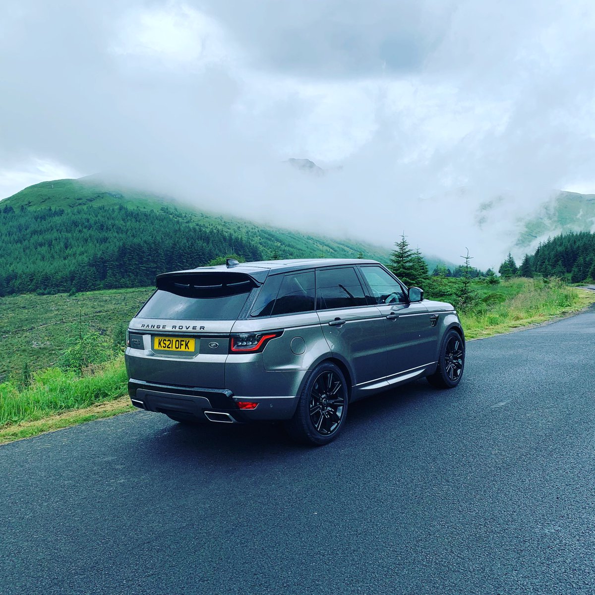 Thanks to the team at @avis <a href="/GLA_Airport/">Glasgow Airport ✈️</a> for sorting out the problem with the booking so promptly. Don't know what went wrong but the solution has been amazing #Scotland #RangeRover #customerexperience