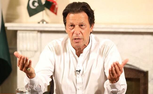 TangoCharlie108's tweet photo. A major blow to #Pakistan: World Bank freezez $400 m loan.
Now the question here arises is to whom Pak is going to take his begging bowl next?
@WorldBank
#BankruptPakistan
#Pakistani #Terrorists
#FailedStatePakistan
#terrorism #terrorstatepak
#PakistanMovingBackward https://t.co/omtrJg3cbd
