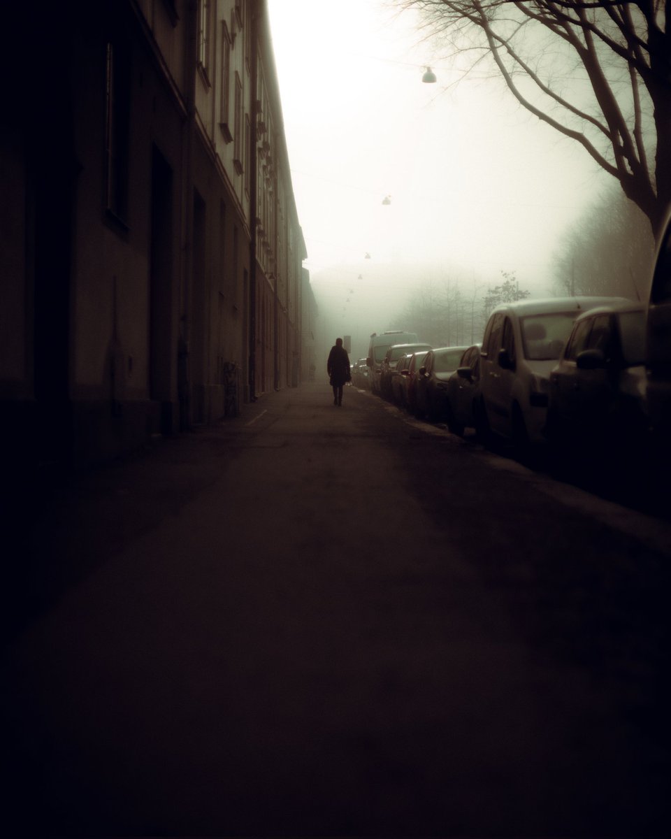 Im no longer trapped in your dark shadows, I see light 
#LightOnMe #photographer #photooftheday