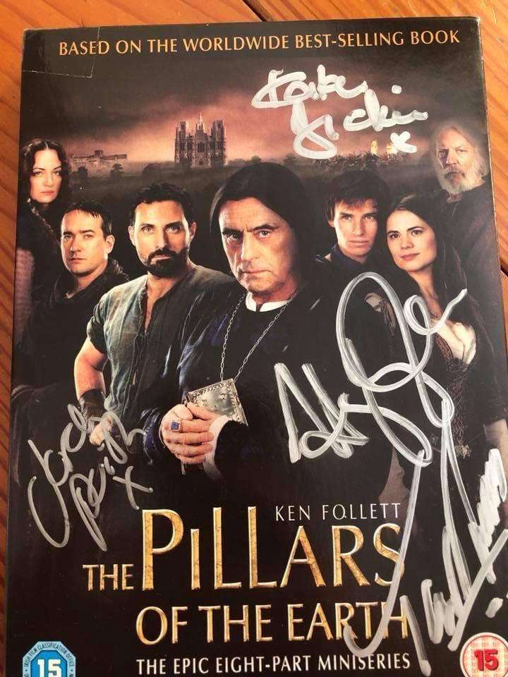 TudorAge1973's tweet photo. I know the Anarchy was briefly touched upon in Ken Follettβs The Pillars of the Earth in the tv adaptation - found my copy of the dvd with signatures from cast members Hayley Atwell, Kate Dickie, Sarah Parish & Tony Curran
#TheAnarchy #TvShows #History #TvAdaptations https://t.co/dtdm8plnJx