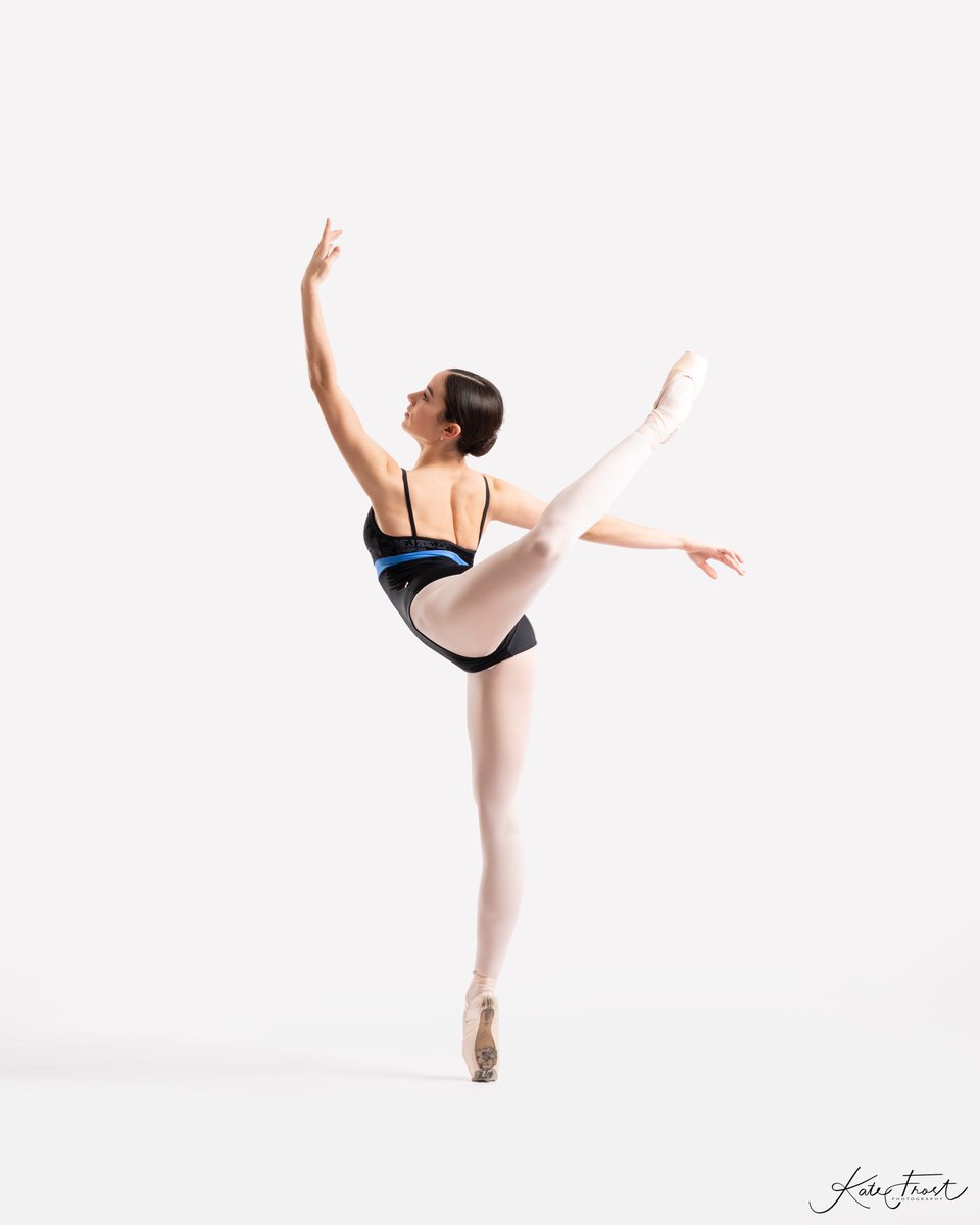 KingsBallet's tweet image. Looking for Vocational training ? Are you starting year 10 or 11 in September ? We have one student place available …..  be the best you can be in a unique, caring environment, which nurtures and encourages your talent together with your love of your art form. Contact us