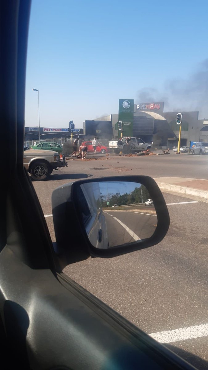 EsmeNathanson's tweet photo. #waterfall #KZNProtests #bhekicele where are you? @bhekicele_rsa #thisisabsurd https://t.co/aZX4Ym6jYJ