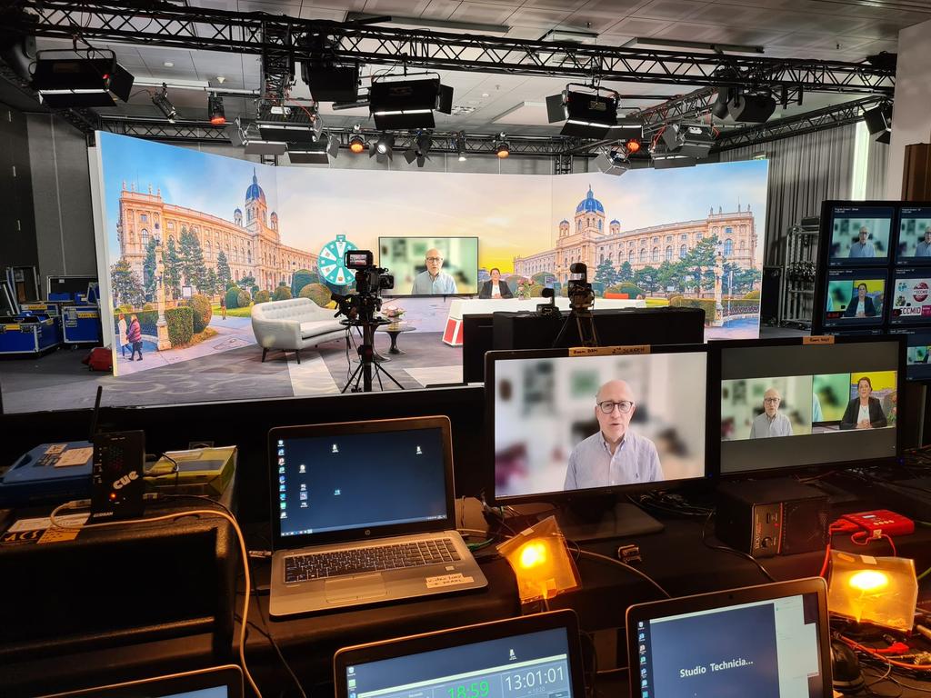 ESCMID's tweet image. Scientific Affairs Subcommittee chair, Jon Friedland is now on #ECCMIDtv talking about ESCMID promoting #scienceetvie!

#ECCMID2021
Watch now!