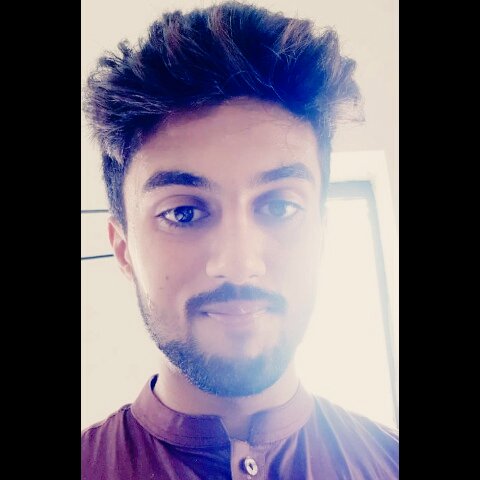 ZainAliMahar4's tweet photo. #NewProfilePic 💚 We don't "Have A Great day".We mAke it "A Great day❤️❤️#GRATiTude😎 https://t.co/QEv8WCxQF1