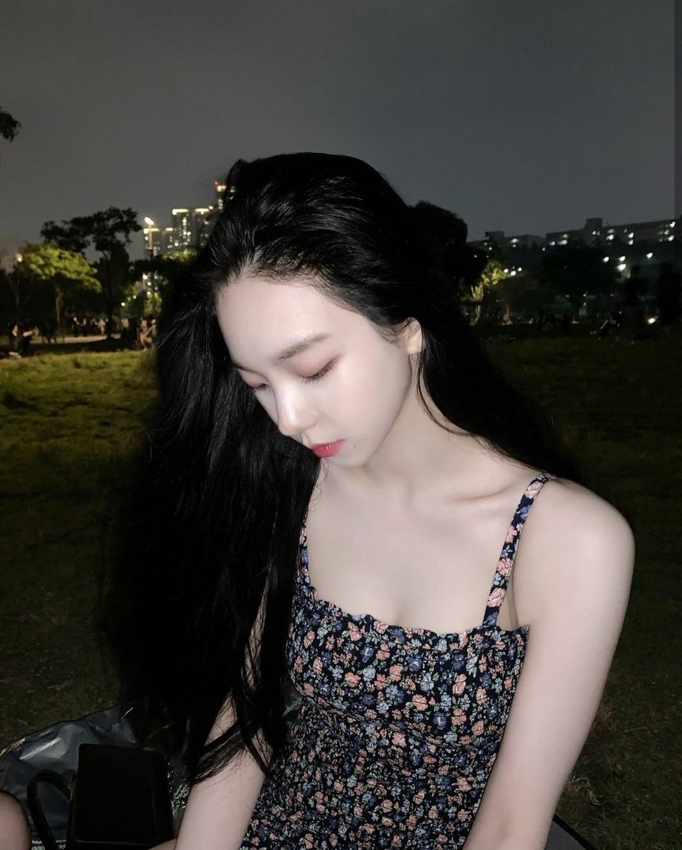 yjluxe's tweet photo. let's talk about HER https://t.co/Cuq14WjbTx