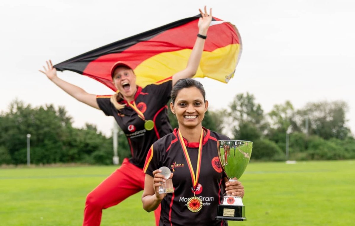 Anuradha_D_18's tweet photo. Clinical performance from the team on the last day ending with 5/5 wins against France! It's been an amazing series &amp; I'm so proud of this group of girls. Great to finish the series on a big high- leading the @GoldenEagles_DE to 14 wins in a row. Love this bunch!
#happycaptain https://t.co/jjbKwhZMXd