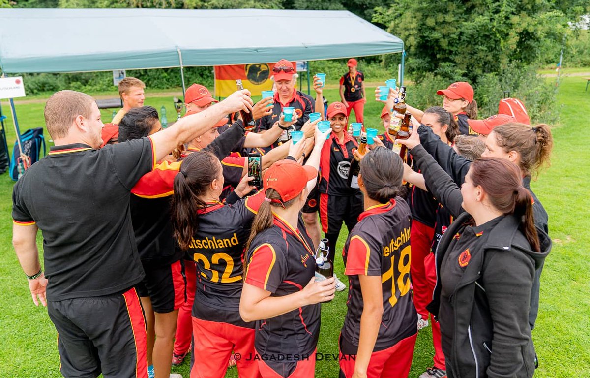 Anuradha_D_18's tweet photo. Clinical performance from the team on the last day ending with 5/5 wins against France! It's been an amazing series &amp; I'm so proud of this group of girls. Great to finish the series on a big high- leading the @GoldenEagles_DE to 14 wins in a row. Love this bunch!
#happycaptain https://t.co/jjbKwhZMXd
