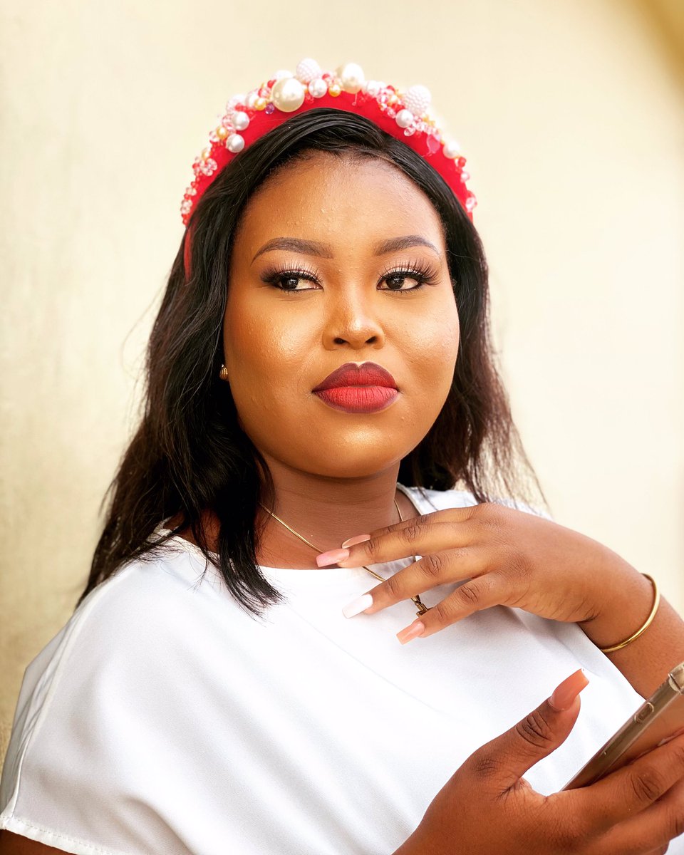 adele_tagoe's tweet image. Be happy with yourself