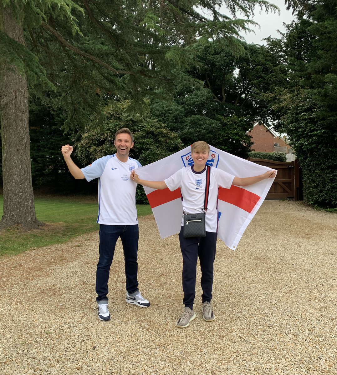 Jonny_Wilkes's tweet photo. “Wembley” “Wembley” !!! #ItsCominHome https://t.co/ILElbfJgQu