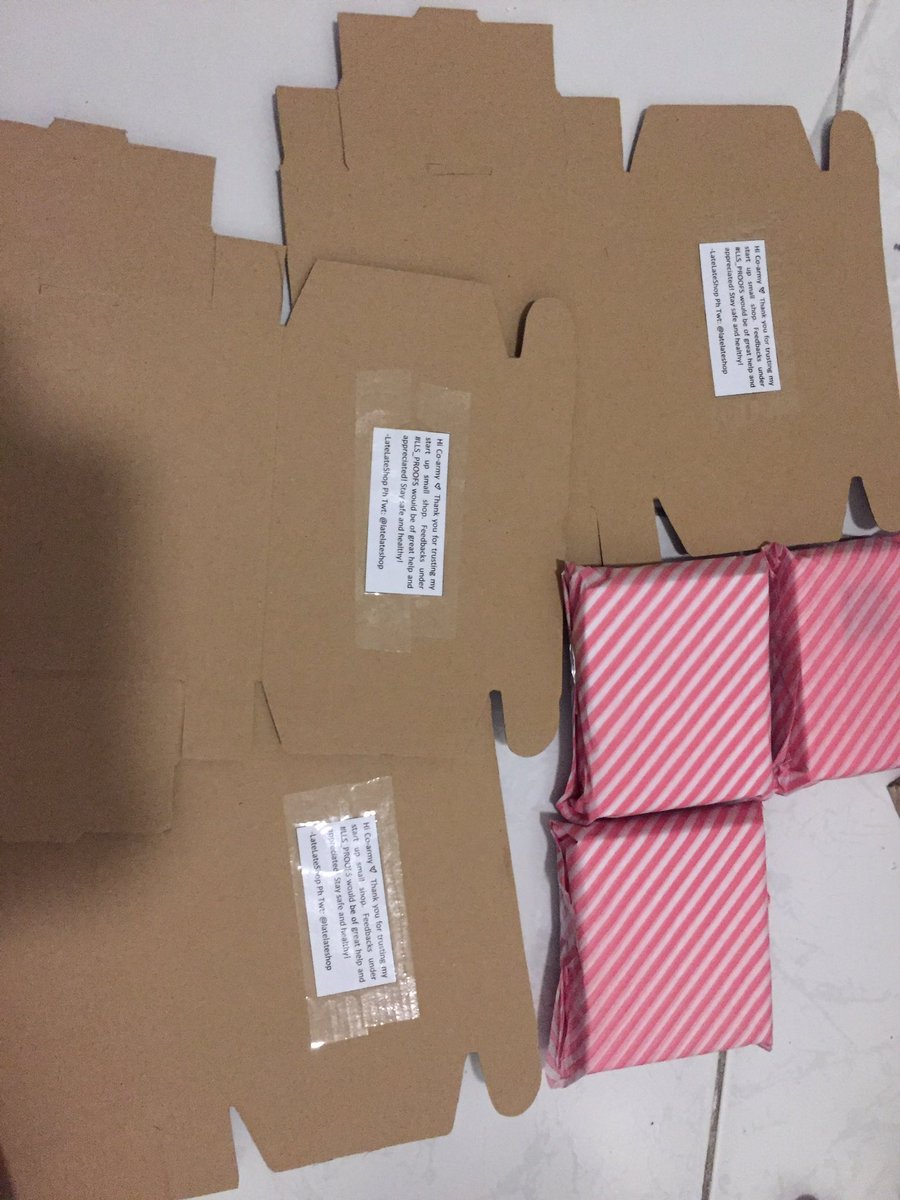 latelateshop's tweet photo. Done some pocas and album box packaging todaay. 💜😪 Tom ko na i-bubble wrap before pick up huhu hayaan niyo muna ako makapiling si song kang chaRrr-

#LLS_PROOFS https://t.co/YdEeTQ6QUI