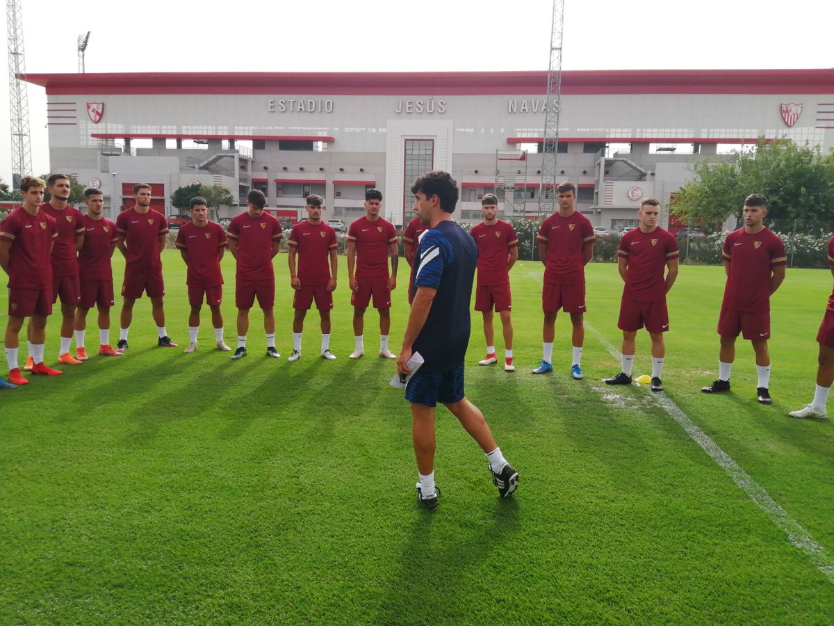 Sevilla Atlético y Cantera Sevilla FC tweet media