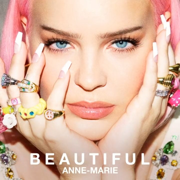 emzxam's tweet image. CAN'T WAITTT TO HEAR THIS SONG 'BEAUTIFUL' !! @AnneMarie #track9