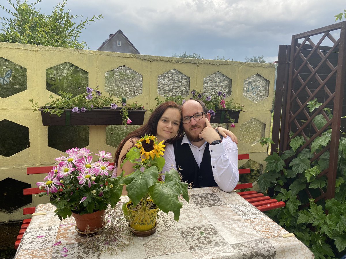 Unsere Woche war wieder sehr beeindruckend. Wer mag, kann es gern hier nachlesen. #bestatter #abschied #trauer #dudarfstalles facebook.com/19517881784153…