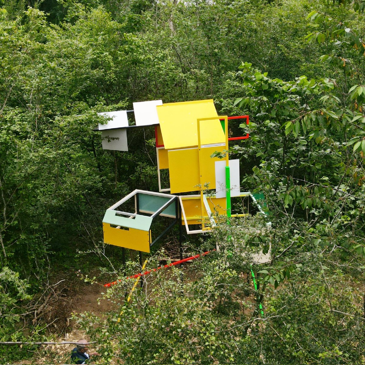 Une Folie 2020, 2021. <a href="/ventdesforets/">Vent des Forêts</a> #mengzhizheng #sculpture #forêt #meuse